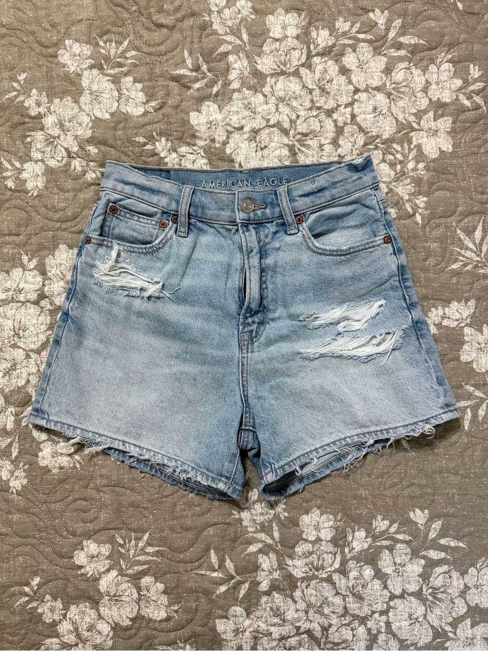 AE shorts